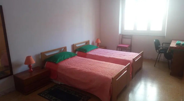 B&B 56 EURO a NOTTE, Забронировать Отель «постель и завтрак» Отели Кальяри с парковкой, Парковка