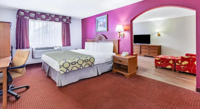 Двухместный люкс c 1 комнатой Baymont by Wyndham Perrysburg-Toledo
