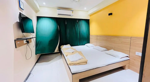 Двухместный номер Deluxe HOTEL MADNI ROYALE , Ajmer