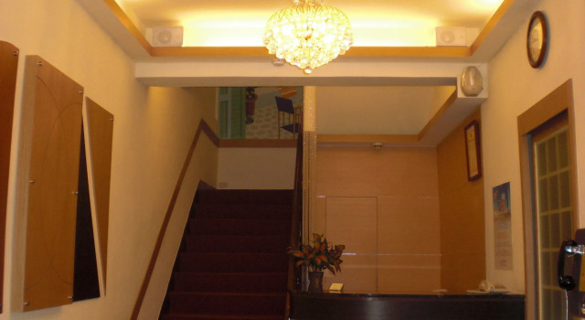 Purple Garden Hotel
