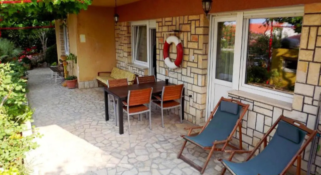 Апартаменты Apartments Maricic 200 meters from the Beach