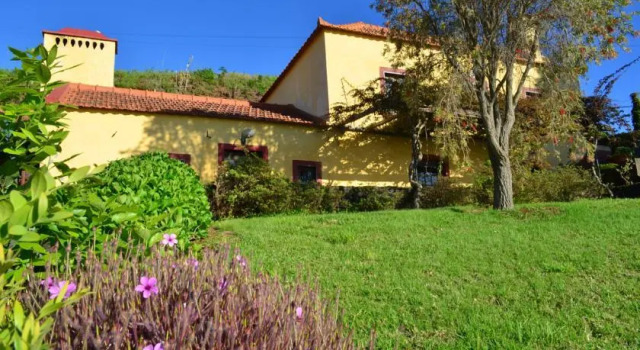 Casa Amarela, Reserva ahora Albergue Ponta do Pargo Madeira