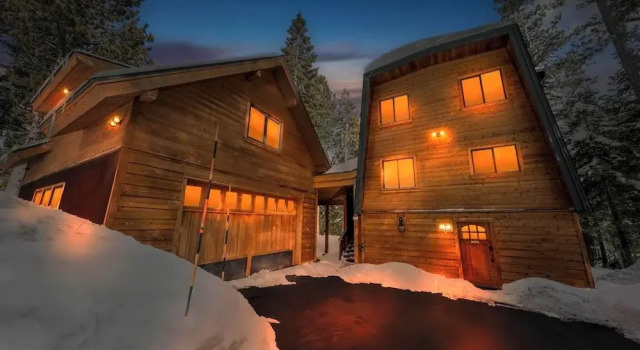 Tahoe City Retreat For 8!