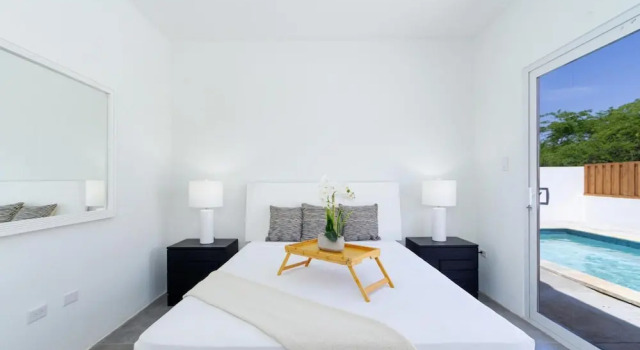 Brand NEW Modern 2BR 2BA With Private Pool Patio, Varaa Hotelli Noord Aruba