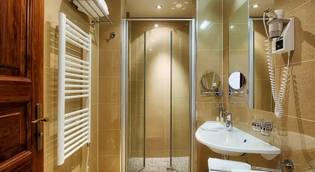 Luxo quarto Hotel Residence Agnes