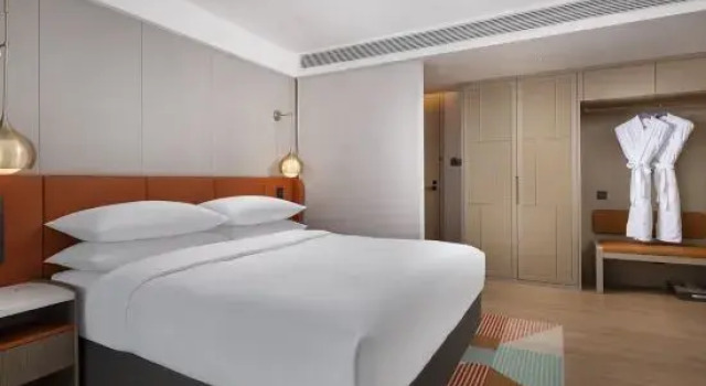 Люкс Deluxe Home2 Suites by Hilton DALI ER'HAI
