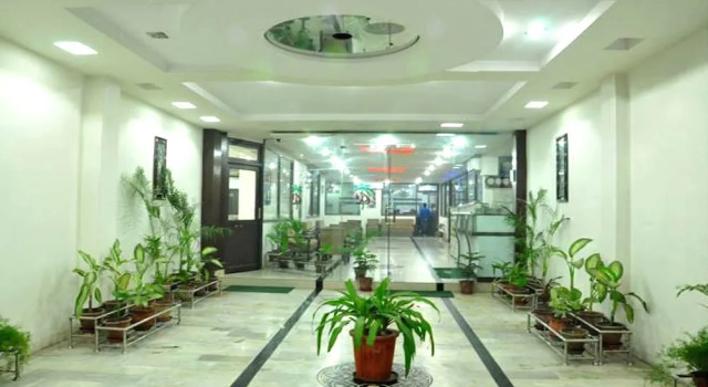 Hotel Dawat Palace