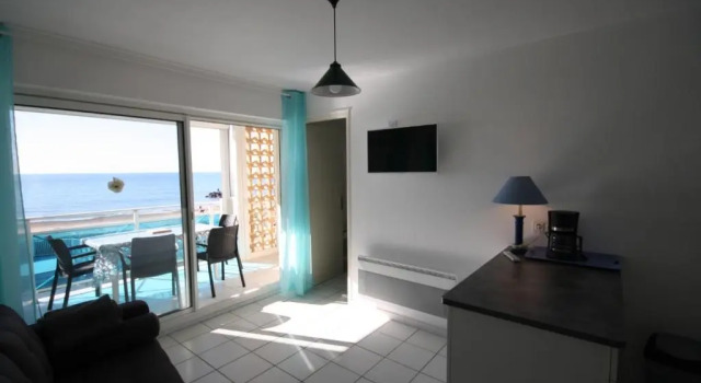 Résidence la Voile Blanche 3, Book Apartment Hotels in Frontignan with a Pool, Swimming Pool