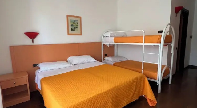 Четырёхместный номер Standard Hotel Verdeneve