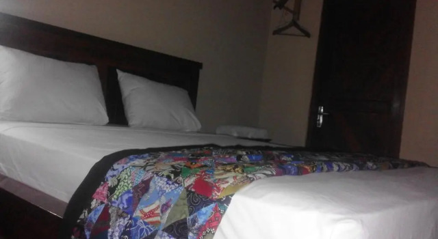 Toke Menjangan, Prenota Hotel Banyuwedang Buleleng