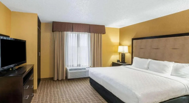 Номер Standard La Quinta by Wyndham Hot Springs
