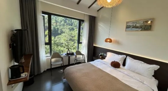 Люкс с видом на восход Wudang Mountain Banshan Homestay