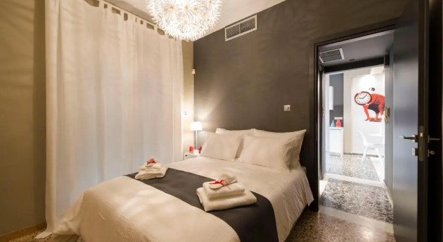 Ma Maison Nο 1, Penthouse, Acropolis and Lycabettus view, Ultra High Speed Internet 300 Mbps, 15' to Acropolis by metro, 1' from Metro Station