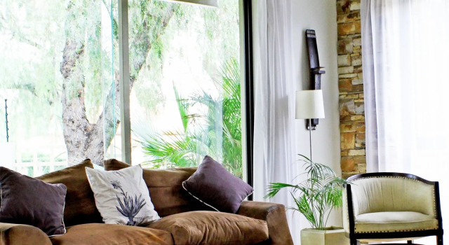 The Elegant Guesthouse, Book Guesthouse Windhoek Khomas, near Multichoice Namibia Head office