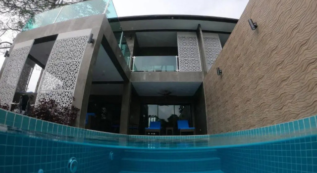 Вилла The Pearl Luxury Pool Villas