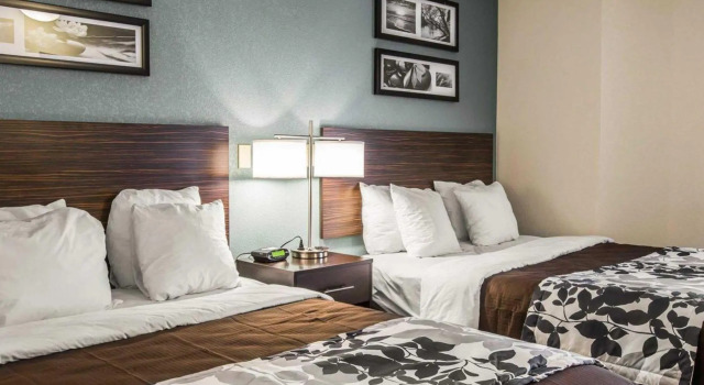 Четырёхместный номер Standard Sleep Inn Greensboro Airport