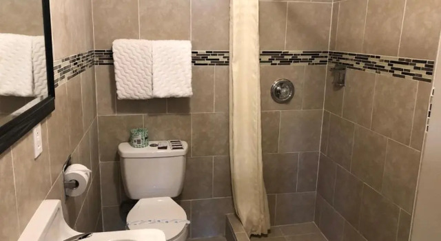 Номер Deluxe Mount-N-Lake Motel