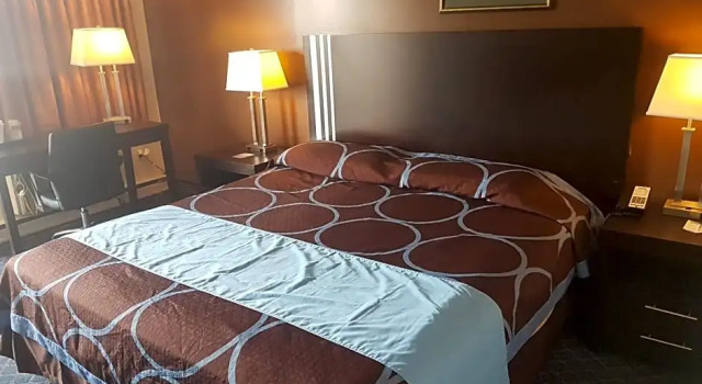 Двухместный номер Standard BA Hotel