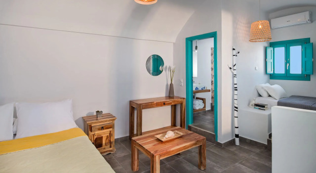 Полулюкс Nissia Beach Apartments & Suites