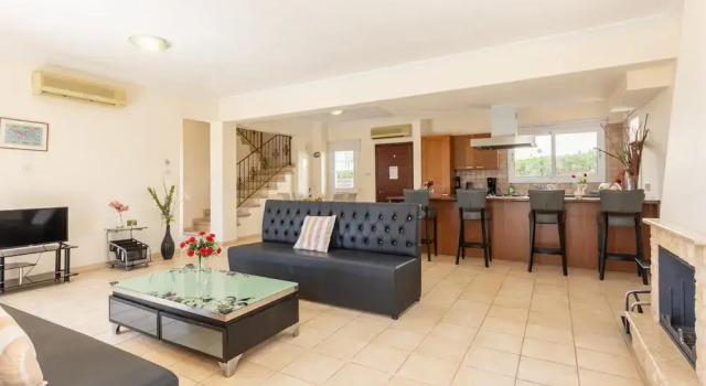 Villa Solis With 3 Bedrooms and 3 Bathrooms