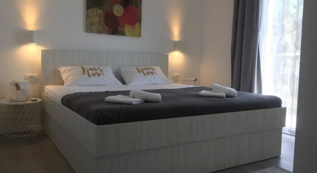 Apartment Larum, Prenota Appartamento Zavala 