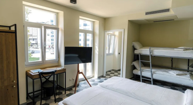 Двухместный номер Comfort с балконом и с видом на город Seven Town House Boutique Hotel