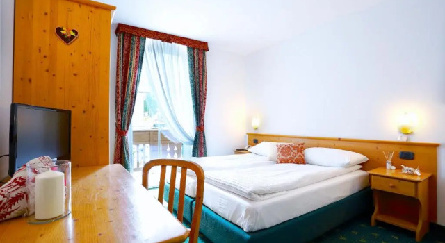 Двухместный номер Standard Alp Hotel Dolomiti