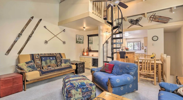 Апартаменты 1 Mi to Diamond Peak Skiing: Incline Village Condo