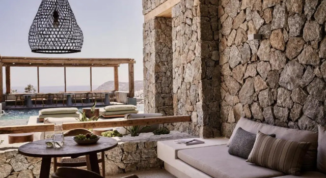 Полулюкс с видом на бассейн Archipelagos All Suites
