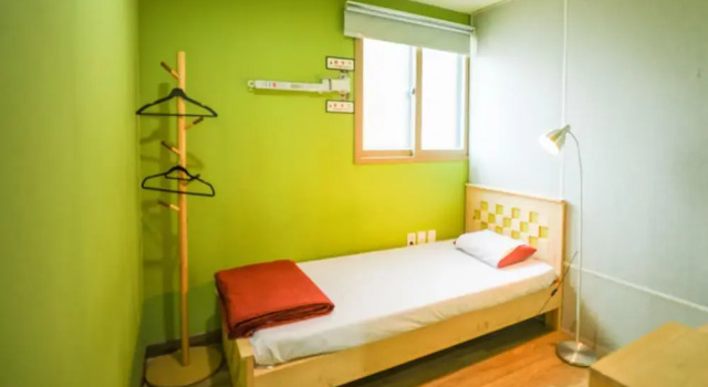 Standart tek kişilik oda Midtown Hostel