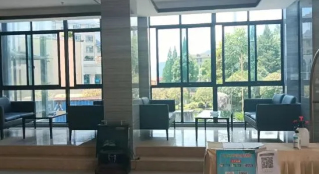 Yifengdajiudian, Rezerwuj Hotel Jian Jiangxi
