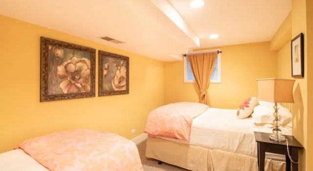 Апартаменты Classic с 3 комнатами Chicago Guest House on Newport Avenue