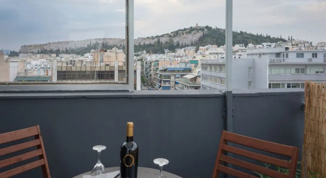 Апартаменты с балконом Nest Studio with Terrace, Acropolis View