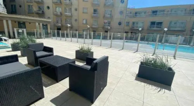 Deluxe Apartment with Shared Pool, Забронировать Апартаменты/квартира Апартаменты Остенде, Апартаменты/квартира