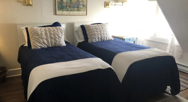 Коттедж Brook Farm Inn