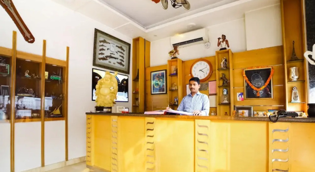 Oyo 6126 Hotel Today International Delhi