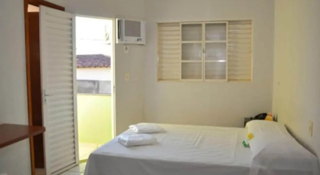 Апартаменты Hotel Carolina 2 - próximo a Universidade de Uberaba uniube - ao Aeroporto Fórum De uberaba - hospital Mario Palmeirio ao Hospital São Marcos e hospital Regional
