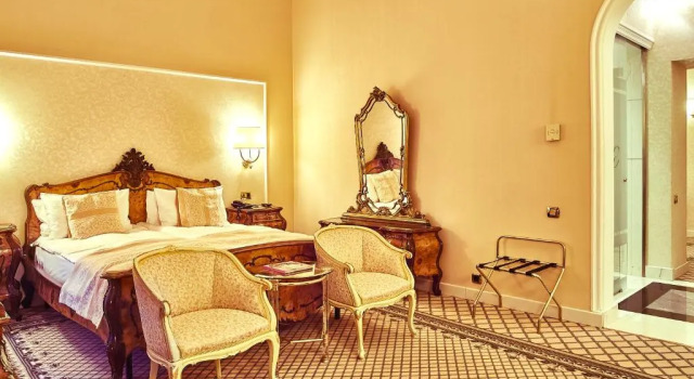 Полулюкс Grand Hotel Continental Bucuresti