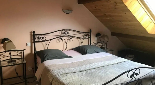 Номер Comfort Le Rocher des Ducs, Chambres dhôtes, parking privé, abris motos