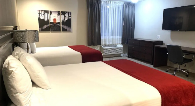 Четырёхместный номер Deluxe Redac Gateway Hotel Torrance