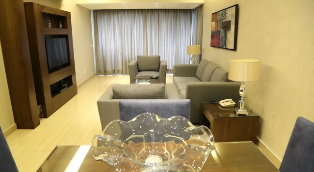 Люкс с балконом Verdun Suites Hotel