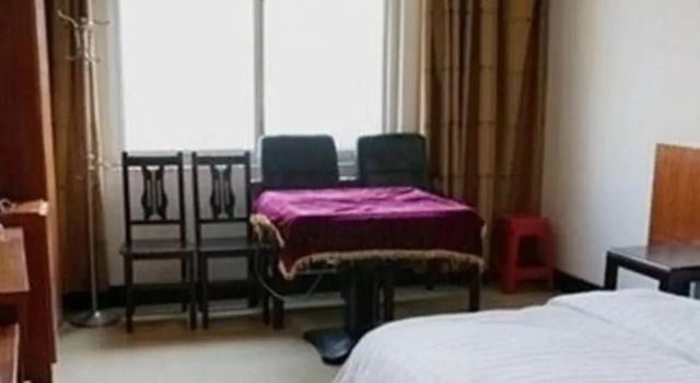Zhongxiang Mingdu Hotel, Prenota Hotel Zhongxiang Hubei