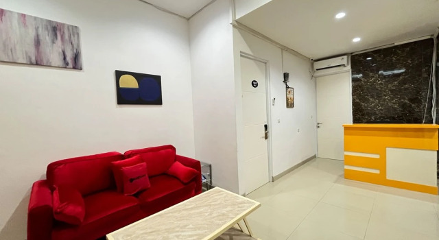 RedDoorz at Ring Road II Area Manado, Prenota Hotel Hotel a Sulawesi con parcheggio, Parcheggio