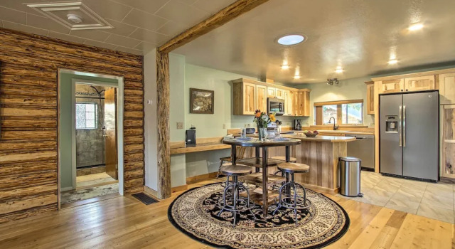 Pet-Friendly Augusta Cabin - Walk to Main Street, Prenota Casa vacanze Augusta Montana