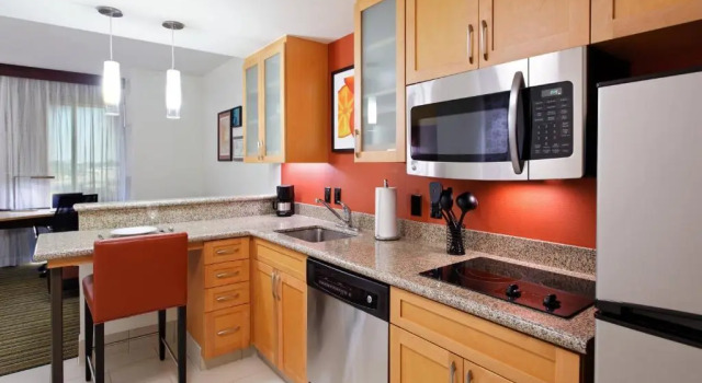Четырёхместный номер Standard Residence Inn Little Rock Downtown