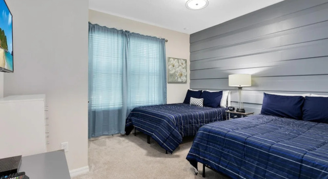 Luxury Town Home With Splash Pool in Solara Resort