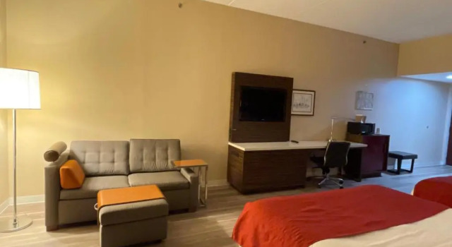 Четырёхместный люкс Ramada by Wyndham Harrisburg/Hershey Area