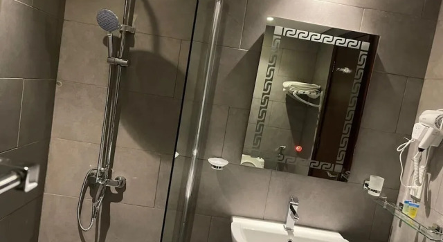 Номер Executive Raha Hotel