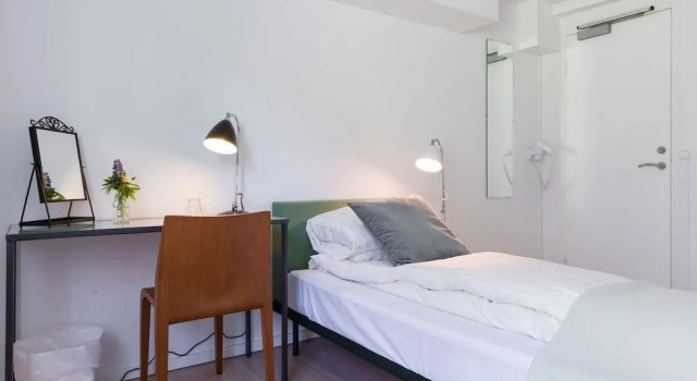 Pappersbruket, Book Hotel  