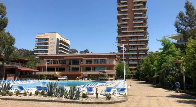 Апартаменты Leo Group BEST STUDIO 1504 Dreamland Oasis CHAKVI